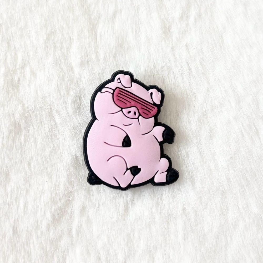 5/$15 🩷 MUST BUNDLE CROCS Pink Pig Charm
